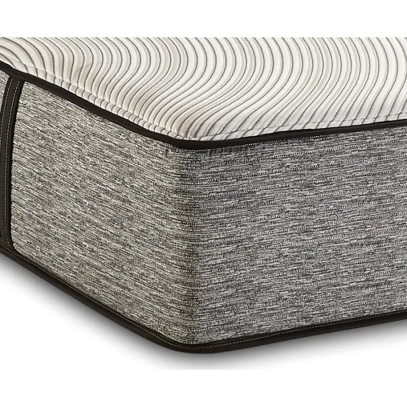 Beautyrest Diamond Hybrid 13-Inch Medium Mattress – Three-Carat Smooth Top Design 1