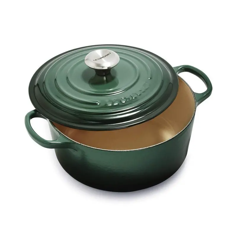 Le Creuset 4.5-Quart Signature Enameled Cast Iron Dutch Oven 1
