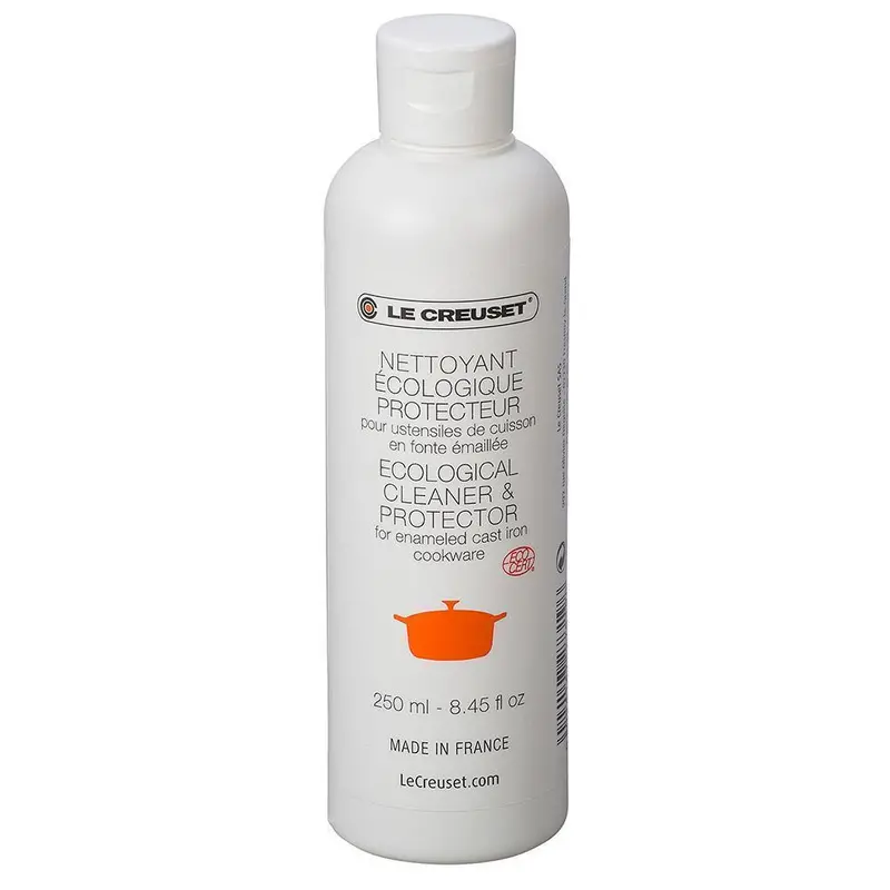Le Creuset Cast Iron Cleaner And Protective Conditioner 1