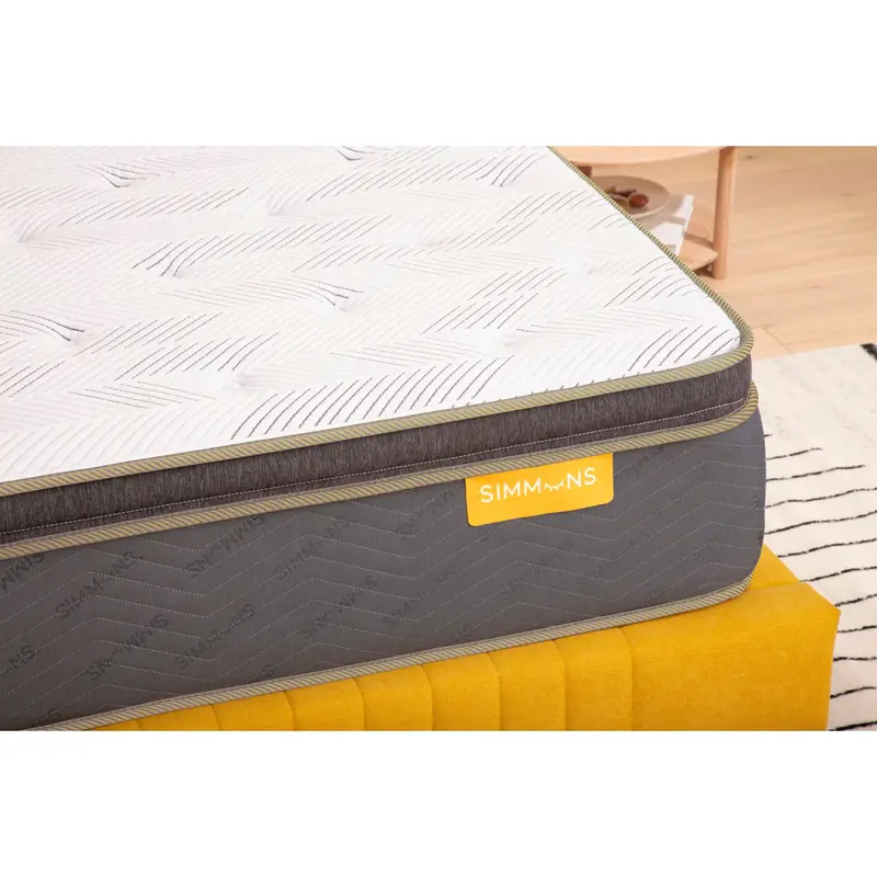 Simmons Deep Sleep 12-Inch Pillow Top Innerspring Mattress 1